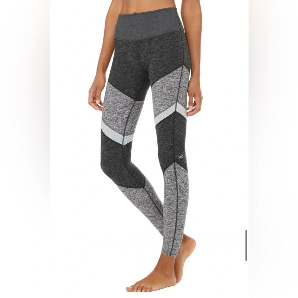 Alo Yoga Alosoft High Waist 7/8 Lounge Leggings Grey Stripe Size XS - Picture 2 of 11